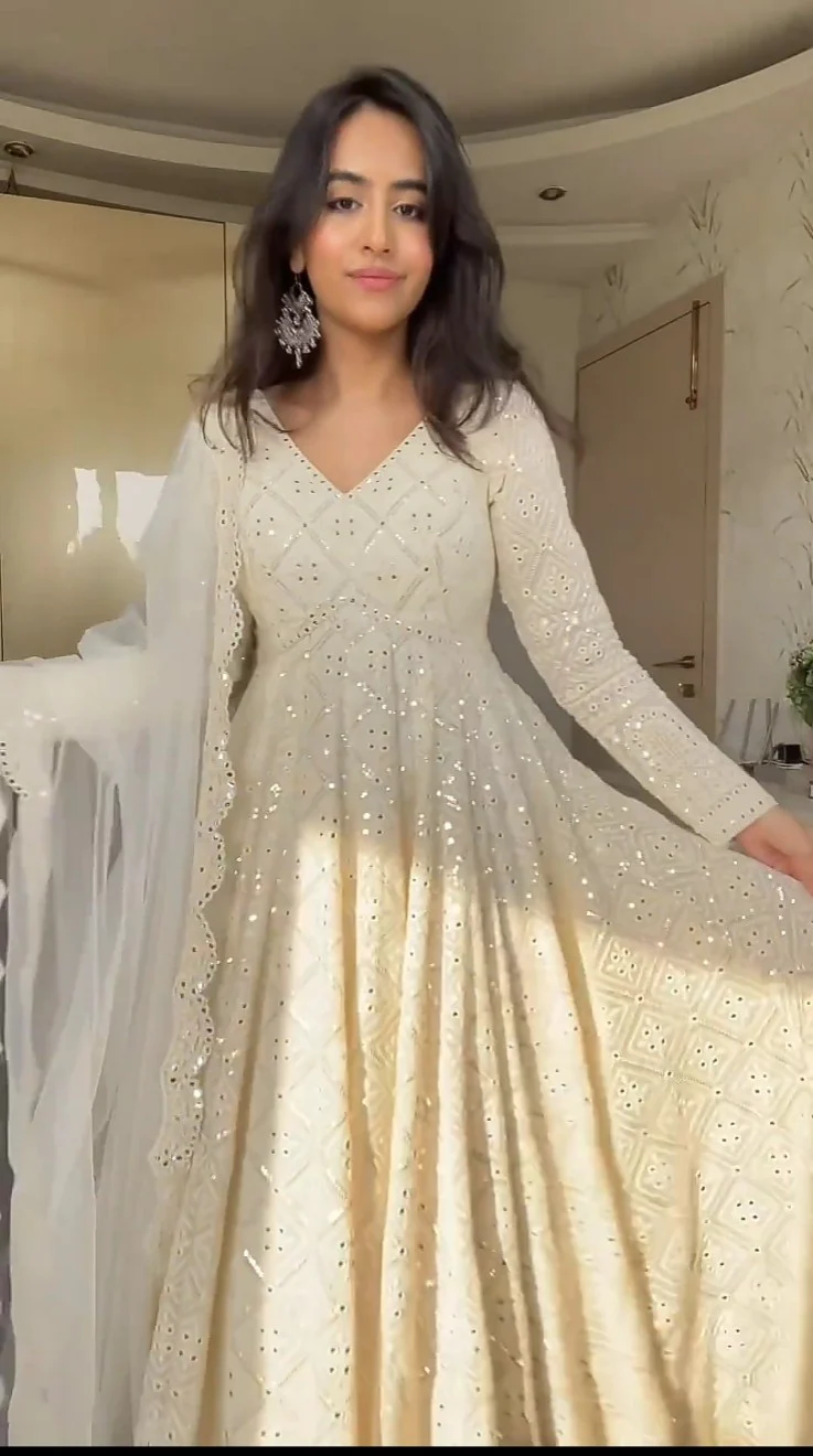 LAKHNAWI EMBROIDERED GEORGETTE ANARKALI FULLY STITCHED SUIT SET OFF WHITE KF-115