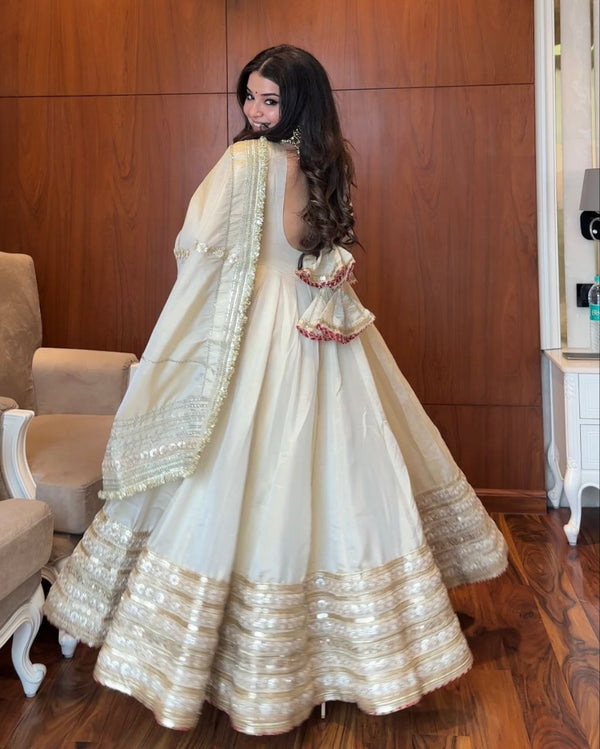 Krishna OFF WHITE COLOUR TRENDING ANARKALI SUIT SET