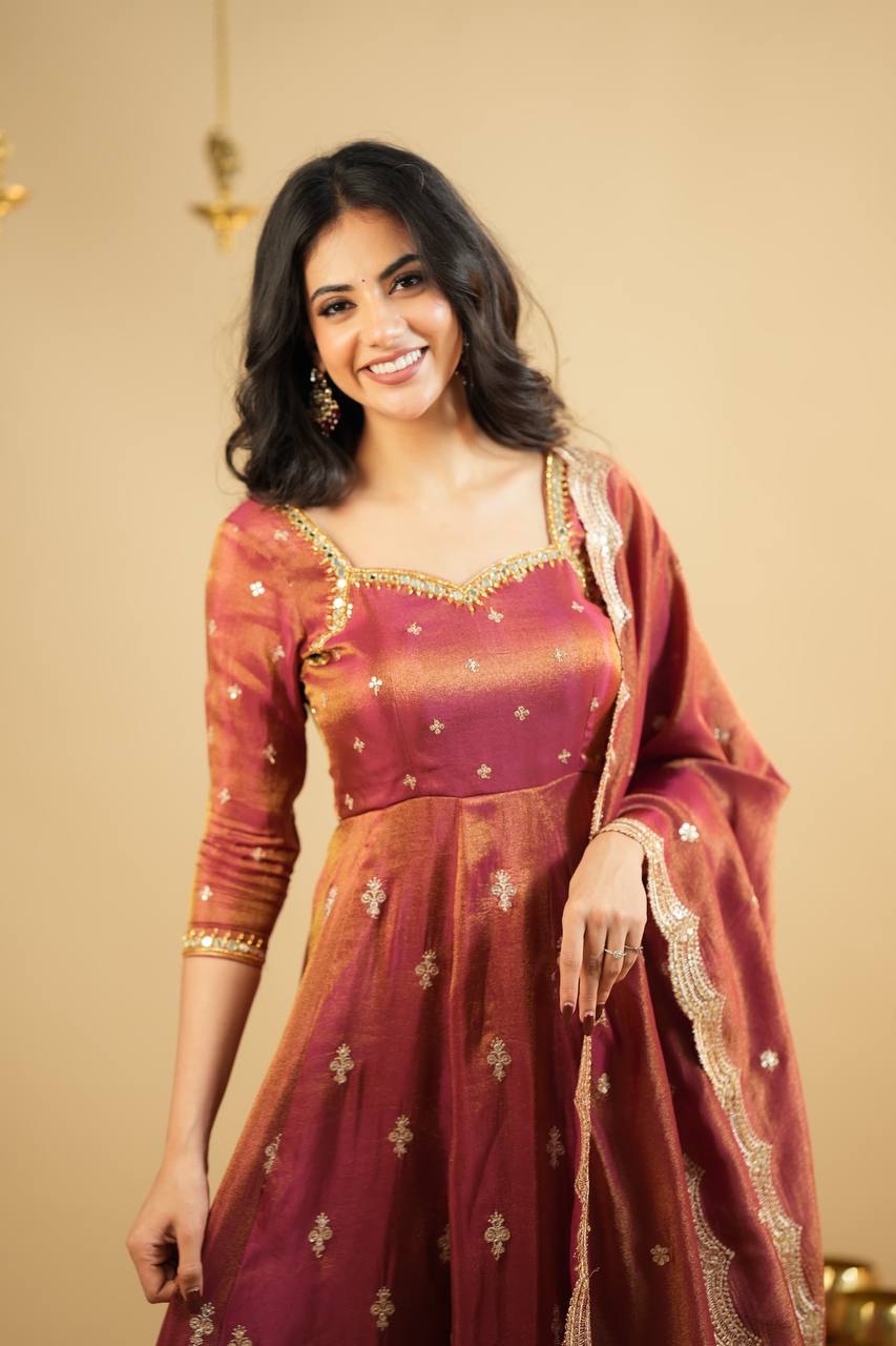 Krishna Fashion Cosmo Slit Anarkali Premium Suit Set KFTD-6071