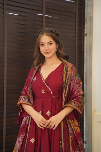 Red colour embroidery anrakli suit for women KFS-5182